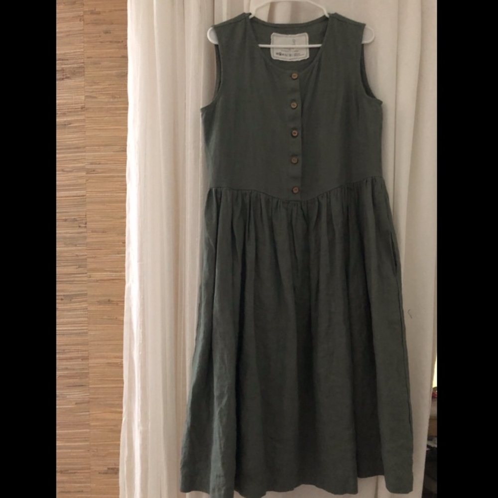 Not Perfect Linen Mama Dress in Forest Green.